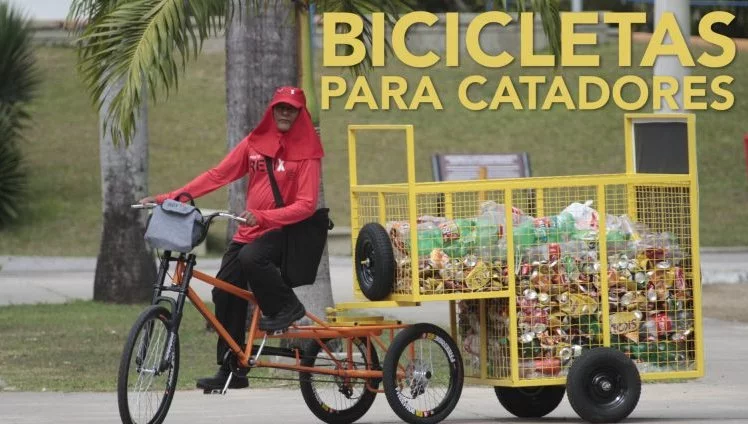 Catadores Ganham Bicicletas
