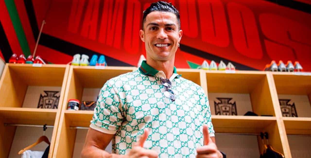 O Jogador Cristiano Ronaldo Procura Quatro Funcionários Para Trabalhar Diariamente Para A Família Dele Em Portugal