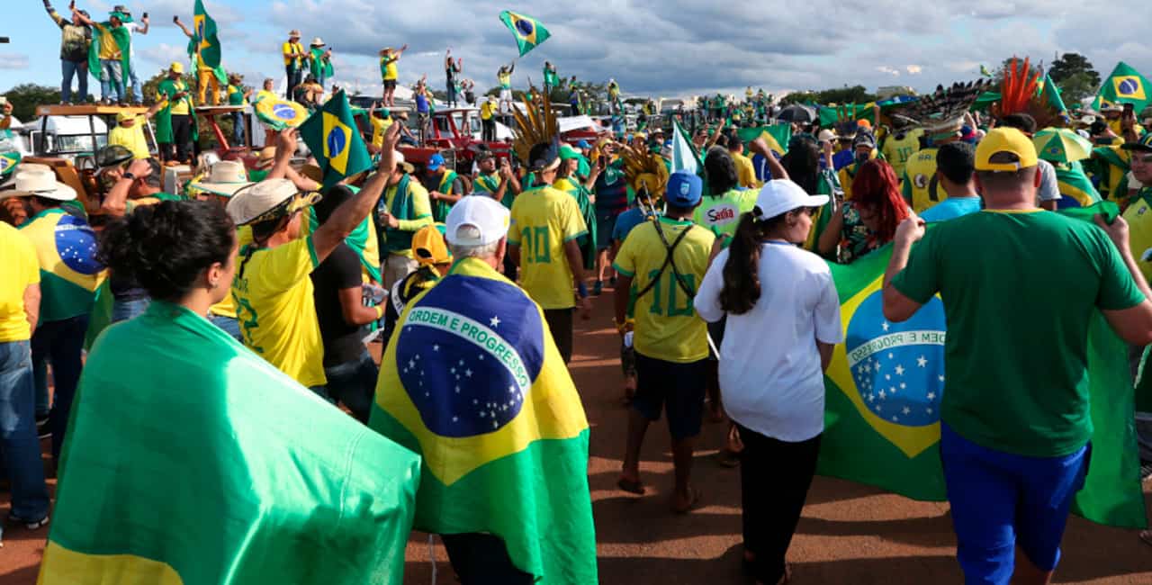 Perfis Bolsonaristas Radicais Em Redes Sociais Transformaram Os Reveses Em Peça De Um Suposto Plano Golpista.