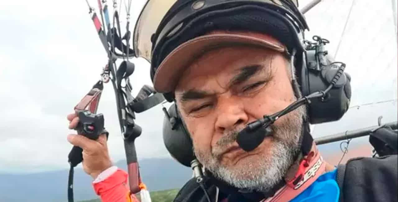 Um Professor De Educação Física, De 61 Anos, Morreu Após Cair De 15 Metros De Altura Enquanto Fazia Um Voo De Paraglider, Em Bertioga, No Litoral De São Paulo.