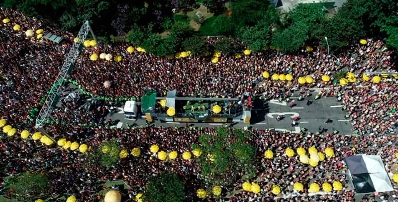 Durante O Período De Carnaval Foram Registrados 3.486 Roubos E Furtos De Celulares No Estado De São Paulo.