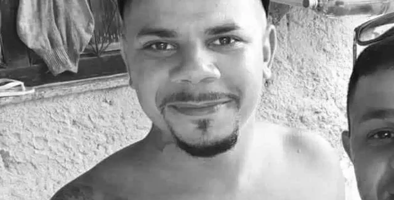 Johny Vieira Da Silva, De 30 Anos, O Jow, Morreu No Local Do Acidente Ao Ser Atingido Pelo Carro Do Influenciador Toguro.