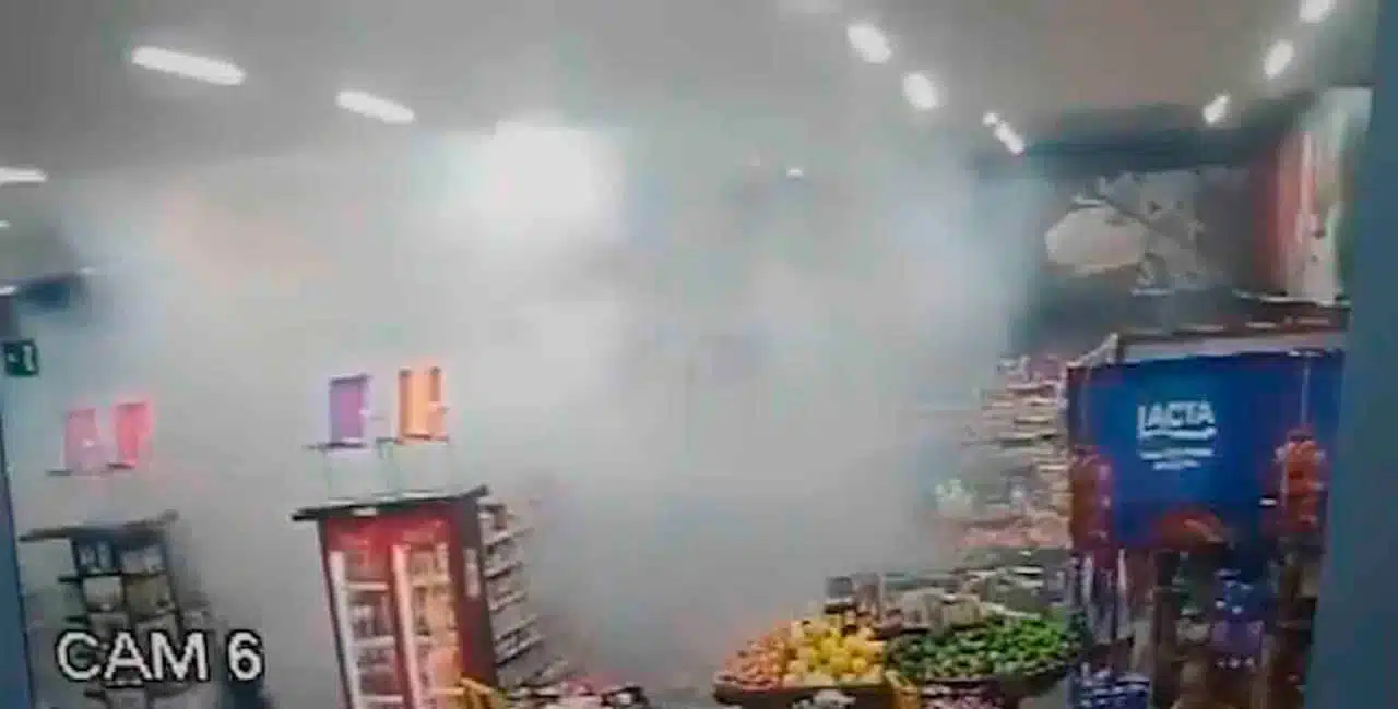 Vídeo: Explosão Criminosa Em Supermercado Deixa 3 Pessoas Feridas No Mt