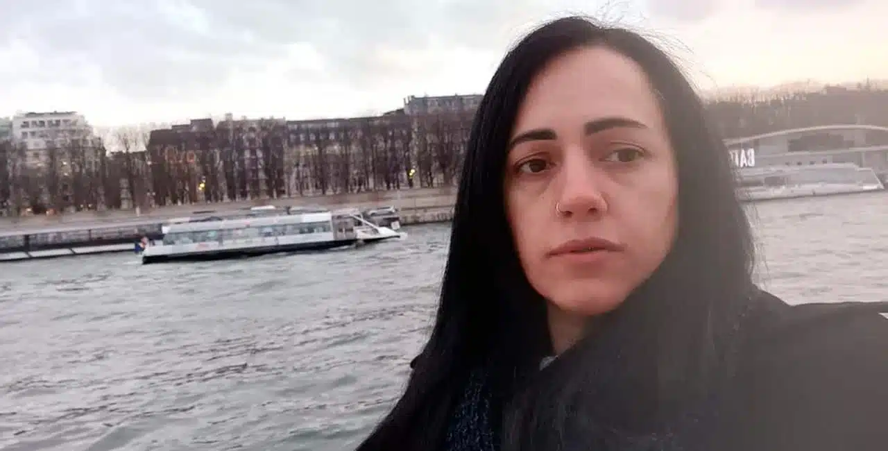 A Brasileira Que Estava Desaparecida Há Mais De 15 Dias Em Paris Foi Encontrada Pela Polícia Local.