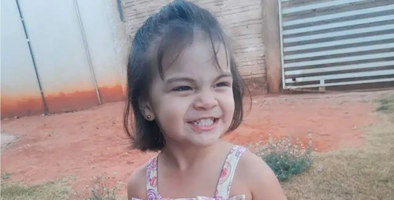 Pilar Cai E Mata Menina De 4 Anos Que Brincava Em Rede Em Mato Grosso