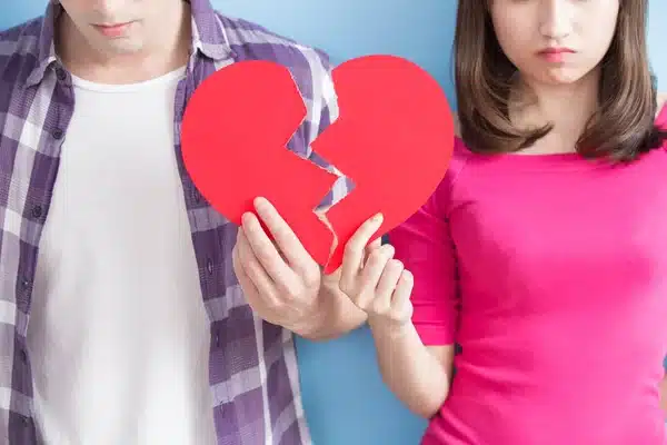 Como Cada Signo Lida Com O Término Do Namoro: Descubra Como Se Preparar Para Lidar Com Cada Um Deles