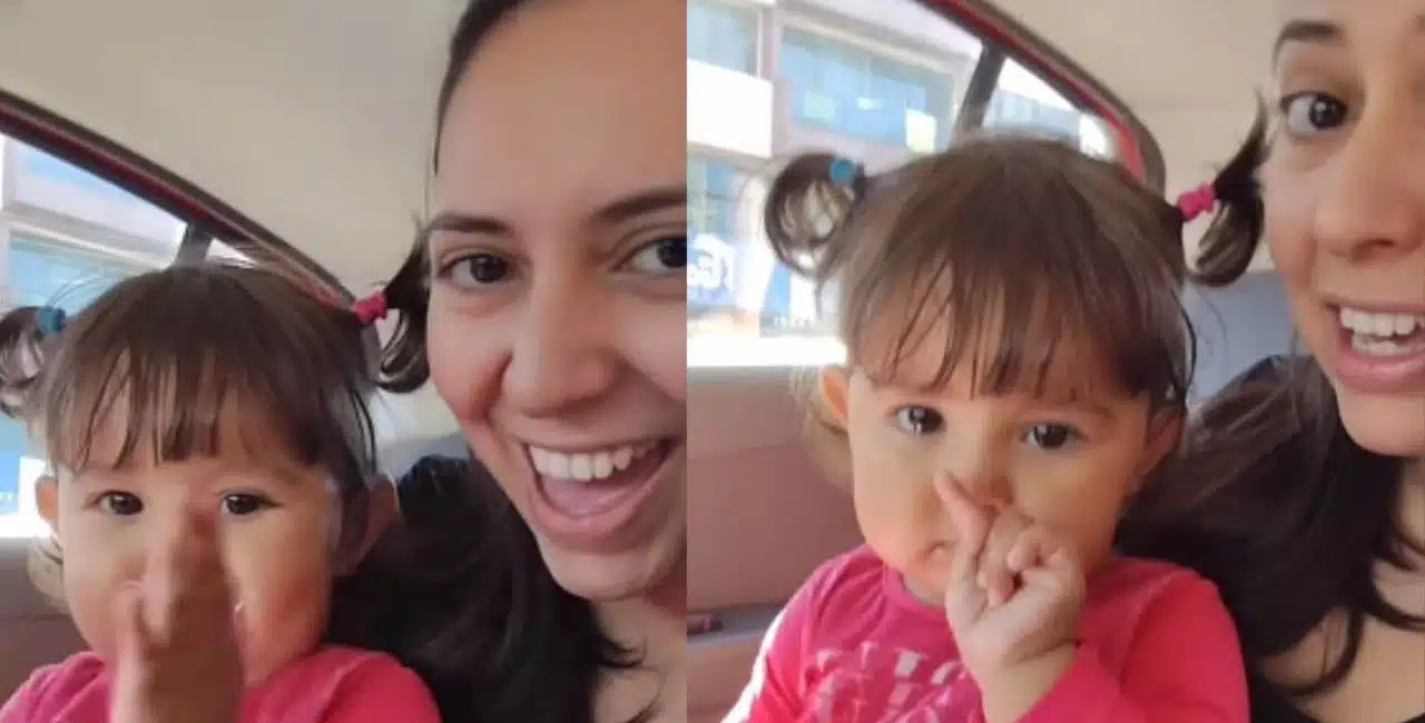 Bebê de 1 ano aprende Libras com a mãe, encanta as redes sociais e viraliza em vídeo