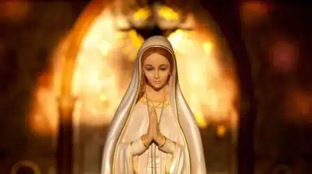 Descubra A Beleza E A Paz Na Oração Da Ave Maria