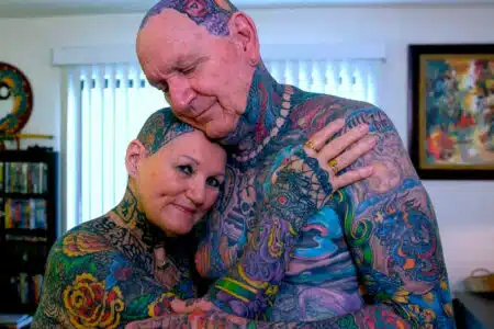 Casal Idoso Bate Recorde Com Mais De 97% Do Corpo Coberto Por Tatuagens