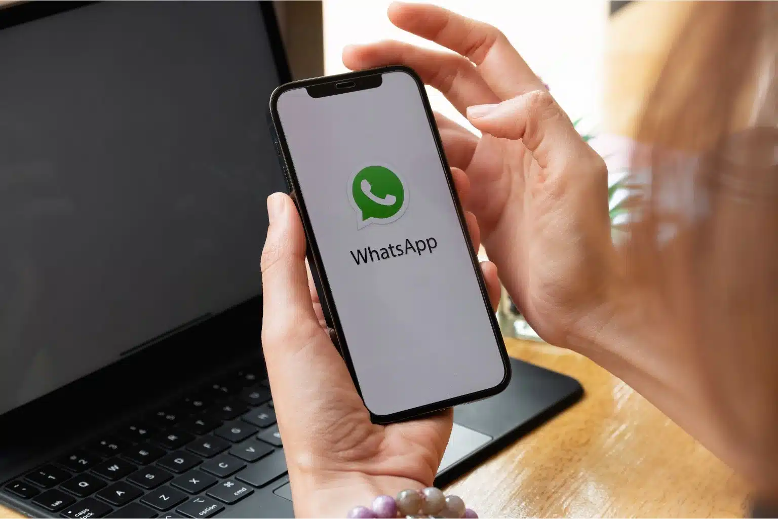 Saiba Como Criar Mensagens De Ausência No Whatsapp Business Para O Seu Negócio