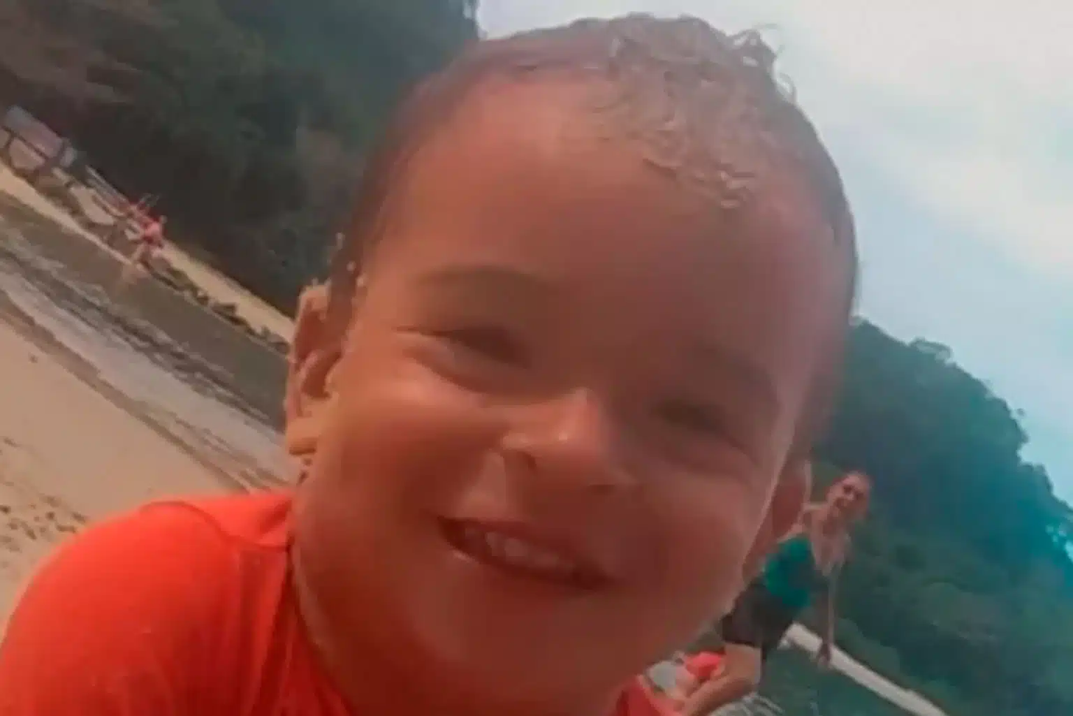 Criança De 2 Anos Morre Afogada Em Piscina Em Paulo Afonso, Bahia
