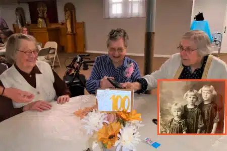 Mulher De 100 Anos Celebra Aniversário Com Irmãs De 104 E 102 Anos