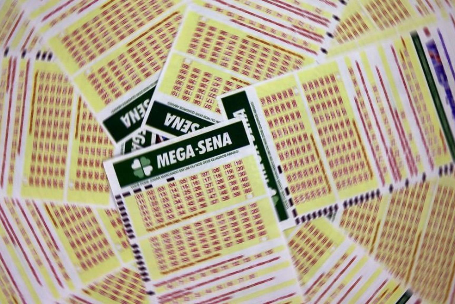 Mega-Sena: Atendente É Demitida Após Confessar Que Pegou Bilhete Premiado