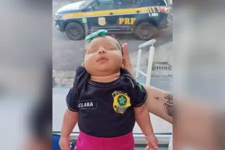 &Quot;Inspetorinha&Quot;: Prf Escolta Mãe Em Trabalho De Parto E Bebê Recebe &Quot;Cargo Especial&Quot; Em Sc