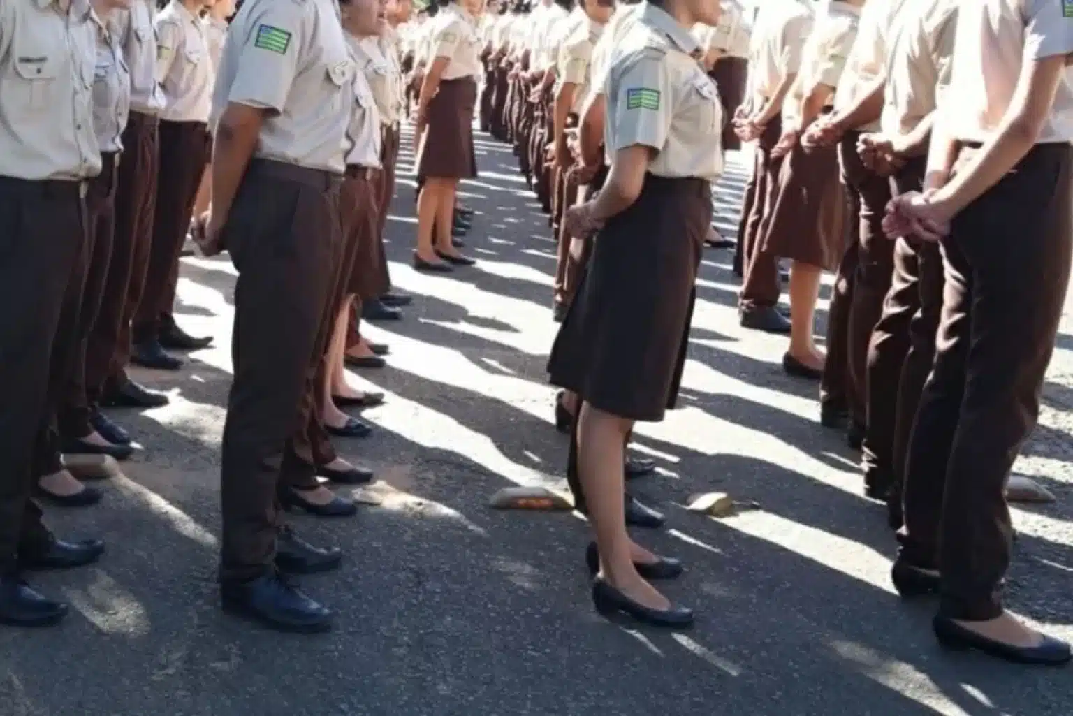 Adolescente Trans Conquista O Direito De Usar Uniforme Masculino Em Escola Da Pm