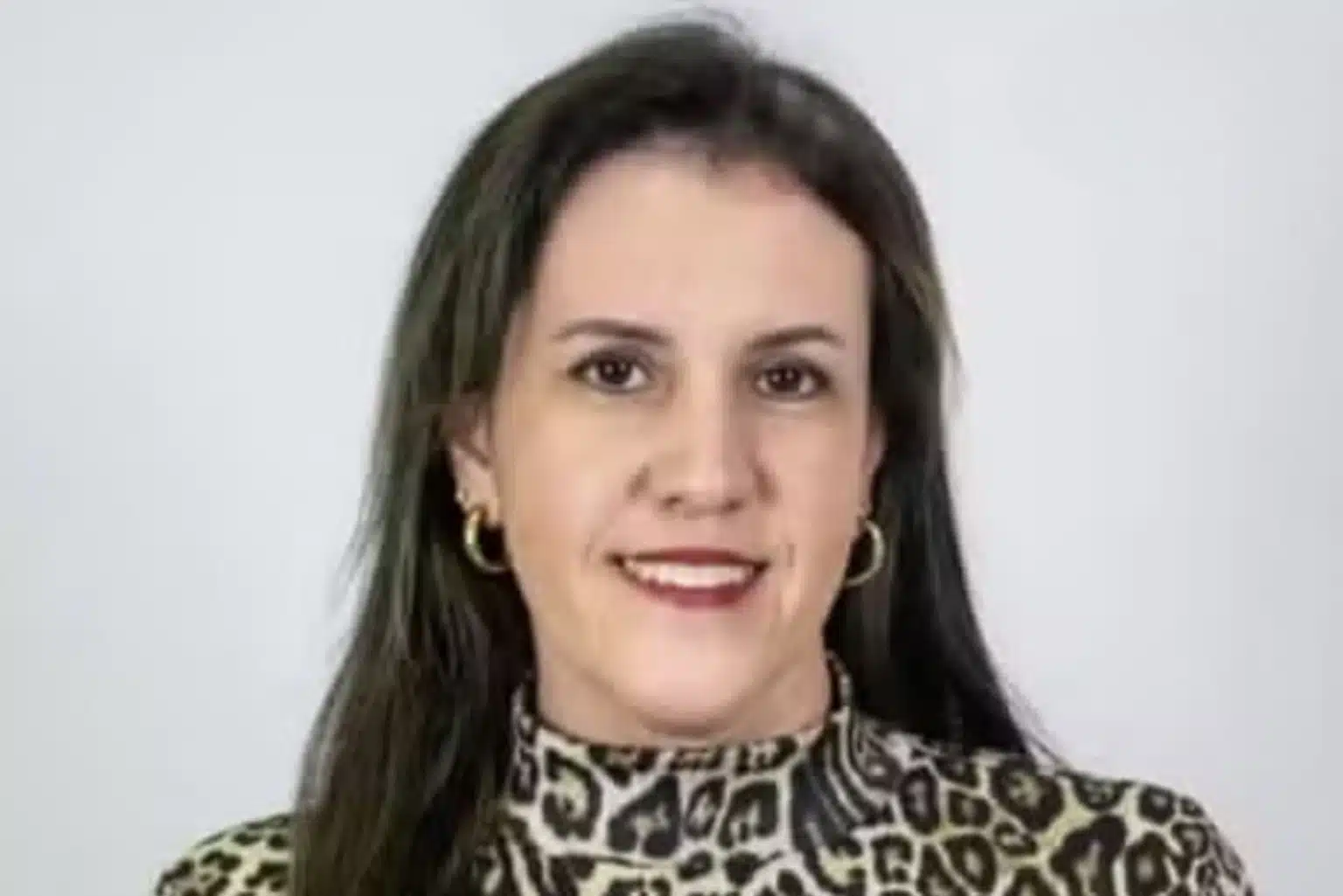 Polícia Solicitará Exumação Do Corpo Da Irmã Do Médico Suspeito De Envenenar A Esposa No Interior De Sp