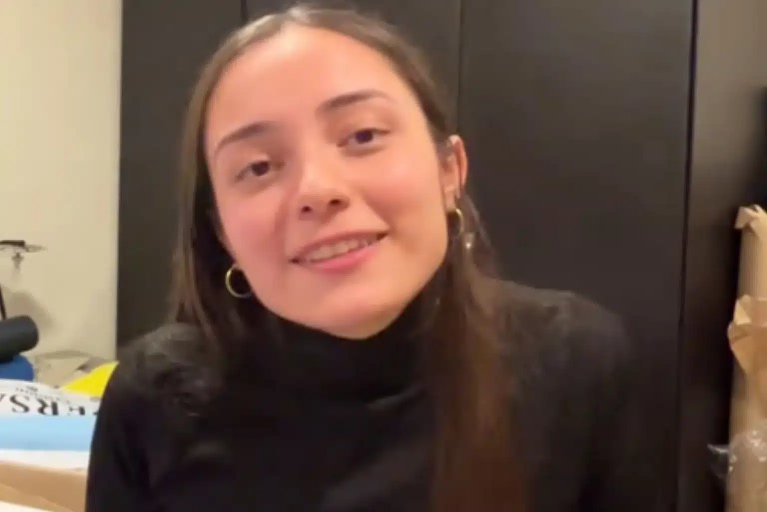 Jovem É Contratada E Demitida Em Apenas 4 Horas; Veja O Vídeo E Entenda O Motivo