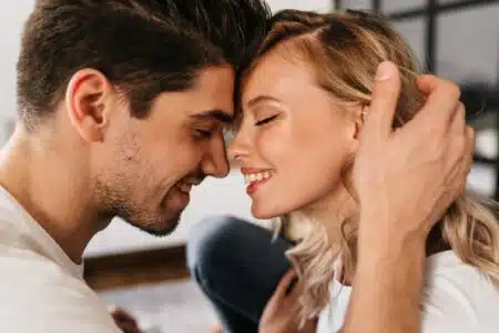 Corações Aquecidos: 5 Signos Que Terão Um Novo Amor Chegando Até O Dia Dos Namorados