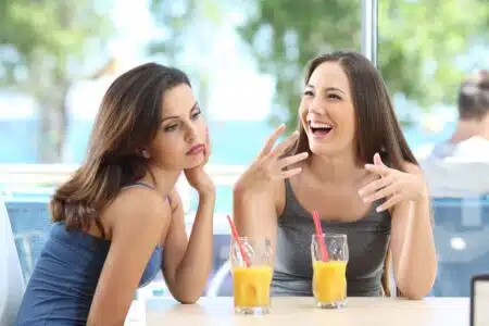Amizades Desgastadas? Descubra 5 Sinais De Que Chegou O Momento De Repensar Seus Laços