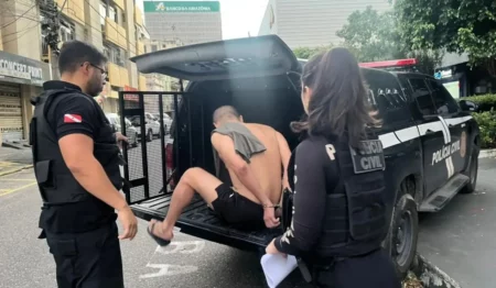 Mãe Viaja A Trabalho E Recebe Vídeos Com O Marido Torturando Os Quatro Filhos Do Casal - Ric.com.br