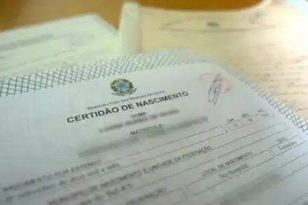 Bebê Ganha Nome Único No Brasil Criado Pela Mãe