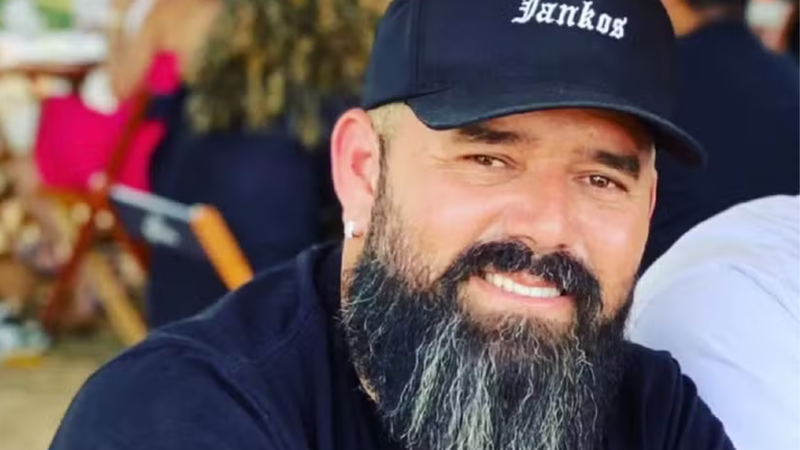 Cantor De Forró Morre Aos 42 Anos Após Passar Mal Durante Show Na Bahia