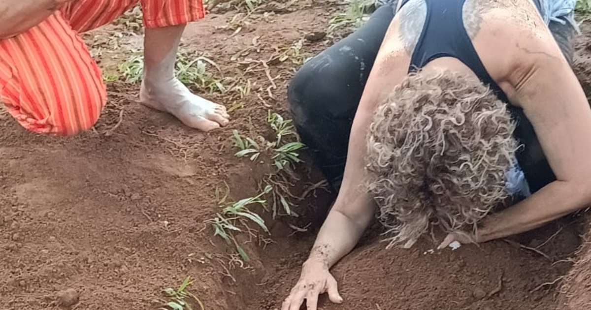 Durante Retiro Espiritual Em Brasília, Fiéis São Enterrados Vivos
