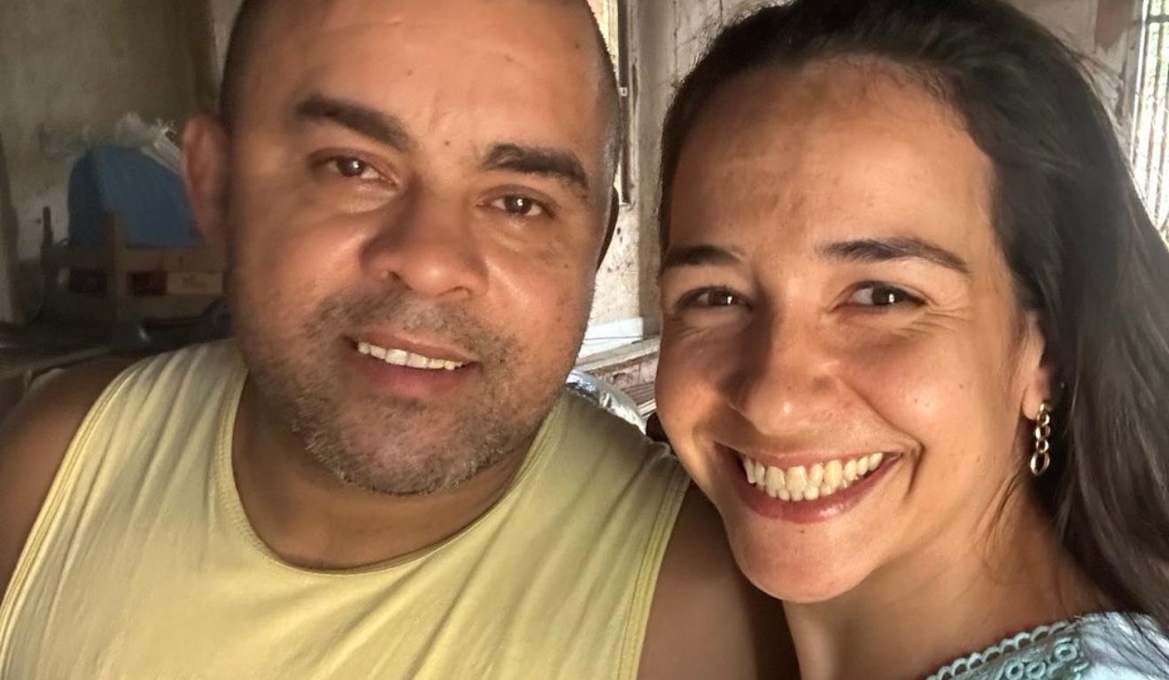Mensagens reveladas: "Atira nela", afirmou a namorada do adolescente após ele disparar na cabeça do pai