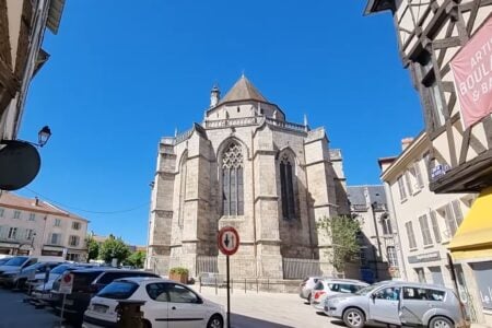 Cidade Na França Está Vendendo Casas Por Menos De R$ 10; Detalhes