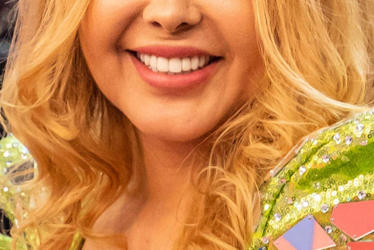 Após 18 Anos De Casamento, Cantora Doa Fazenda Milionária E Busca Novo Refúgio Para Recomeçar