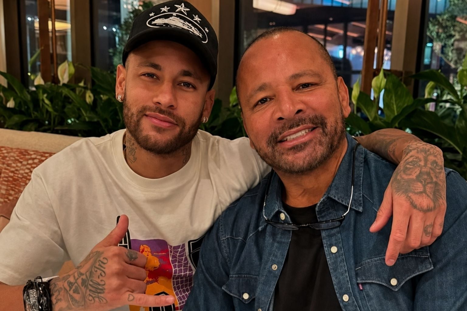 Pai De Neymar Fez Uma Revelação Ao Filho Pouco Antes De Partida Do Brasil