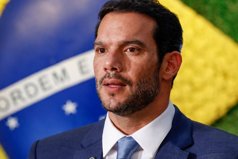 Presidente Da Cbf Chora Em Conversa Para Conter Crise E Volta Ao Ambiente Da Seleção