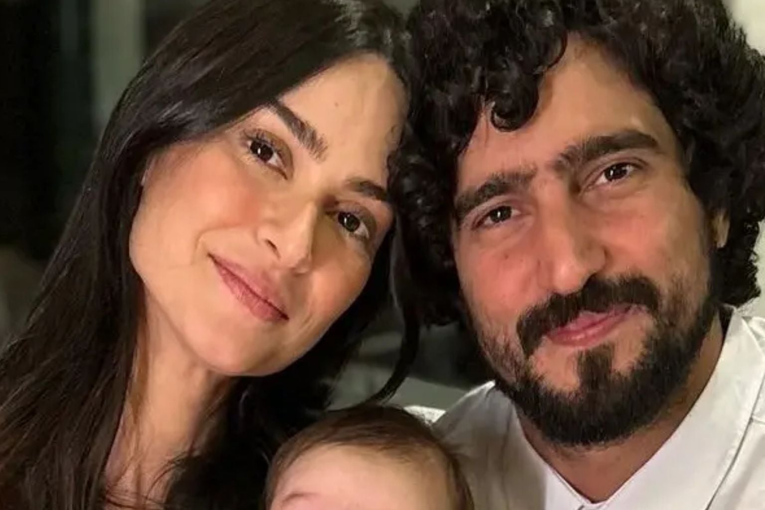 Noite Intenso E Tentativa De Fuga: Thaila Ayala Conta Como Se Apaixonou Por Renato Góes