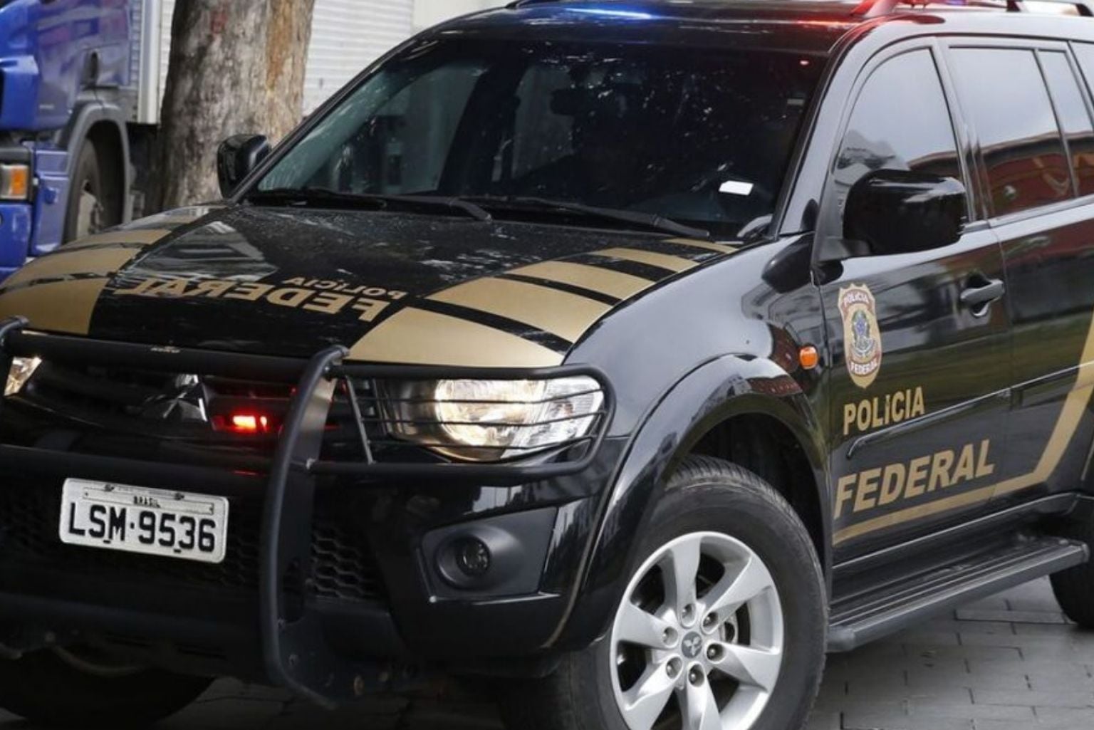 Delegado da Polícia Federal é baleado por PM durante operação e permanece internado em estado grave Delegado Da Polícia Federal É Baleado Por Pm Durante Operação E Permanece Internado Em Estado Grave