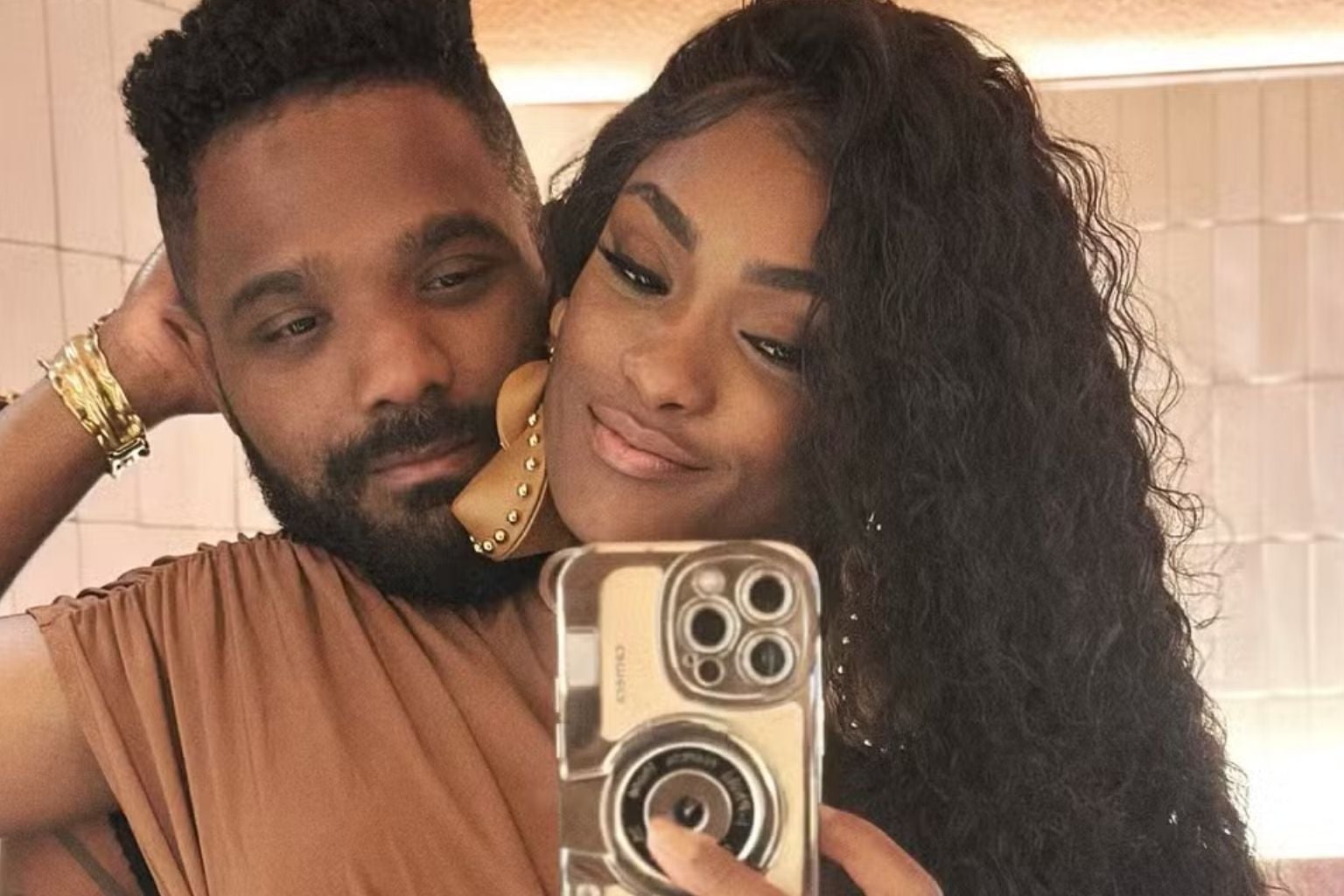 Arlindinho Assume Culpa Pelo Fim Do Relacionamento Com Erika Januza: “Não Merecia”