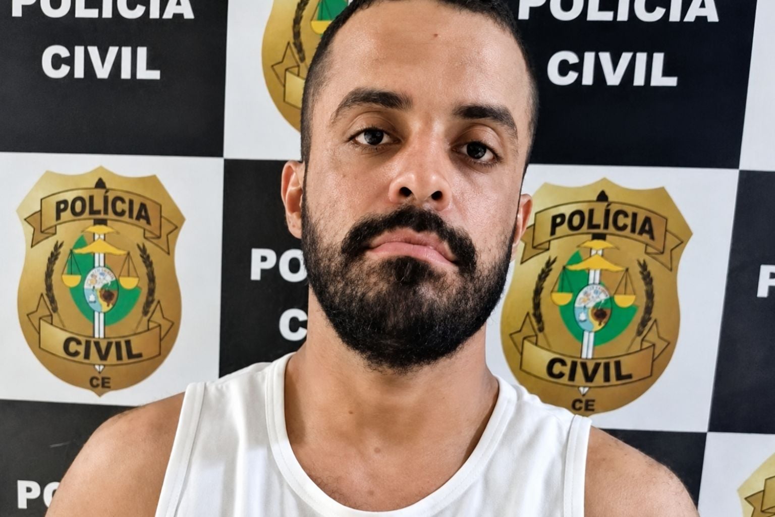 CE: homem admite que matou namorada com 34 facadas por cobranças para arrumar emprego Ce: Homem Admite Que Matou Namorada Com 34 Facadas Por Cobranças Para Arrumar Emprego