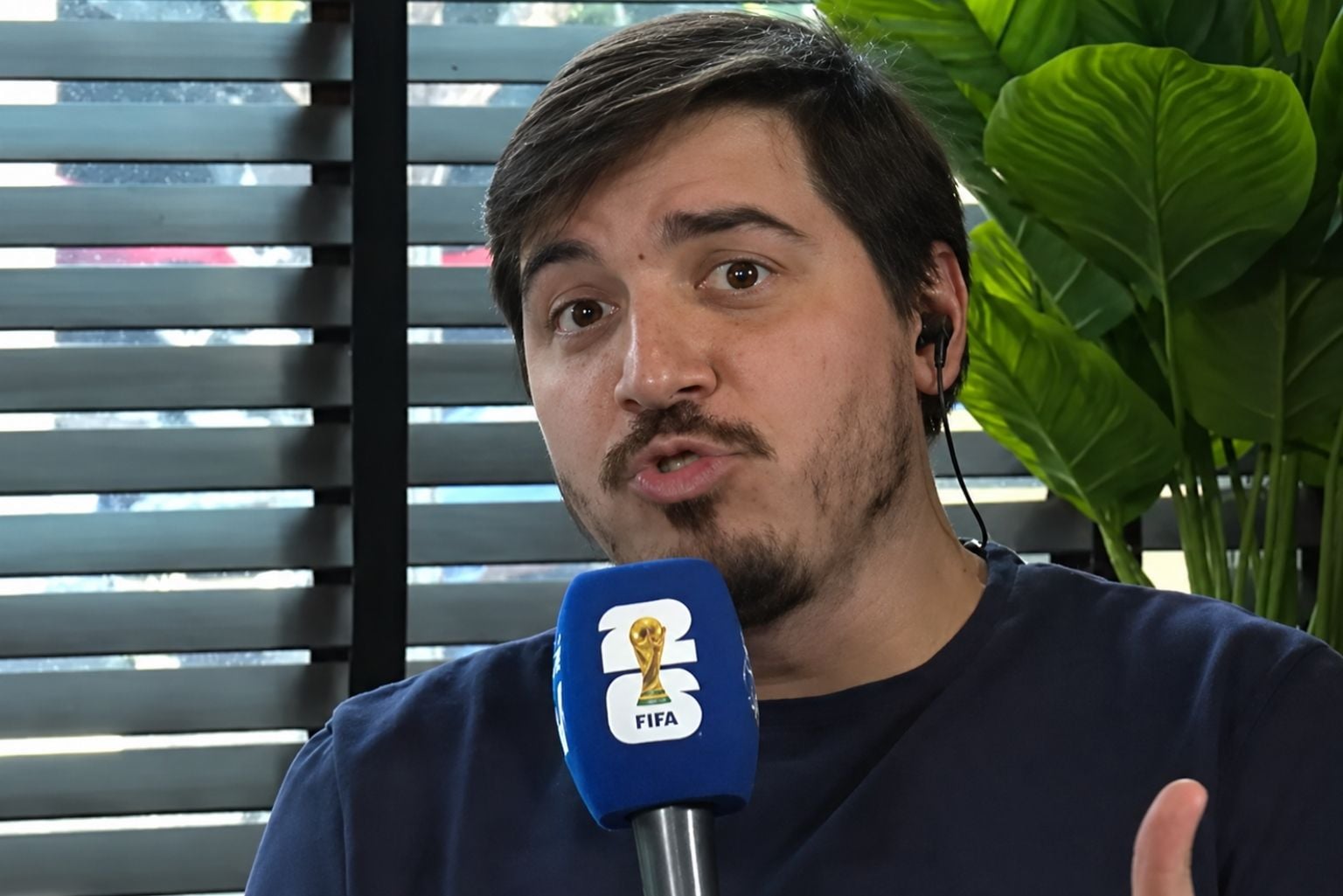 Acusado De Torcer Pra Argentina, Narrador Da Cazétv Admite: &Quot;Pode Ter Passado Do Ponto&Quot;