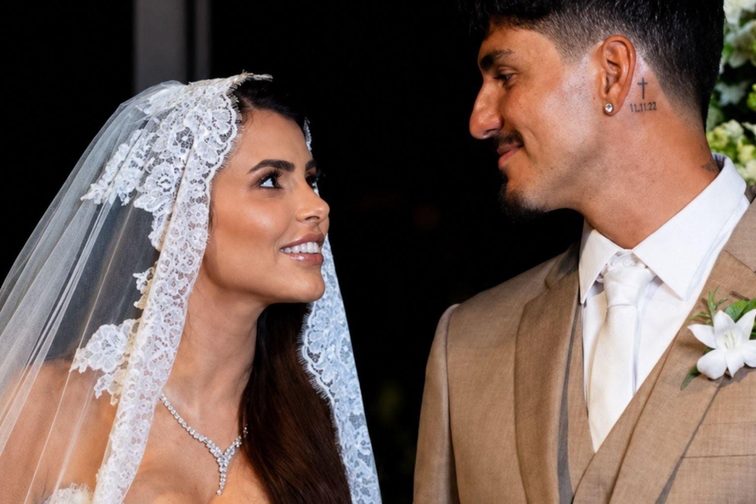 No Altar, Gabriel Medina Anuncia Gravidez De Isabella Arantes E Revela O Nome Do Bebê