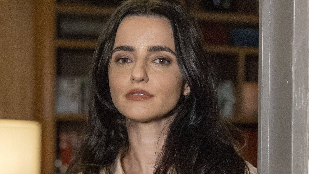 Quem é Suely? Nova personagem muda os rumos da trama de Adriana em Quem Ama Cuida Quem É Suely? Nova Personagem Muda Os Rumos Da Trama De Adriana Em Quem Ama Cuida