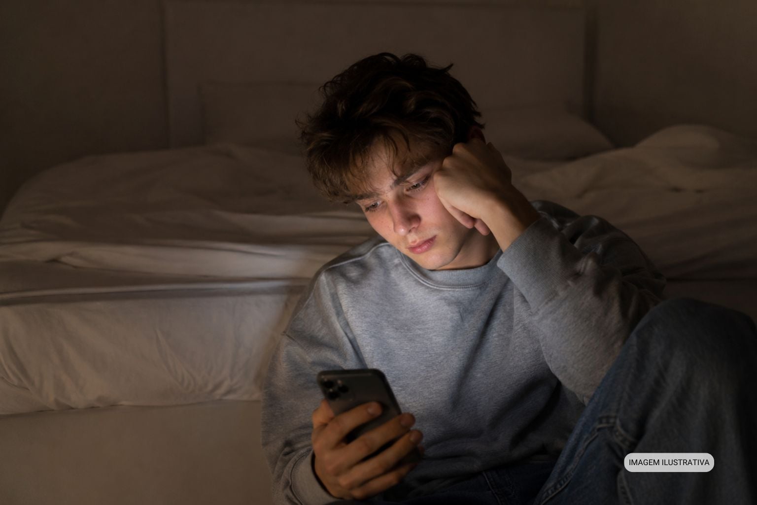 Domscrolling: O Que É, Por Que Vicia E Quais São Os Efeitos Na Saúde Mental