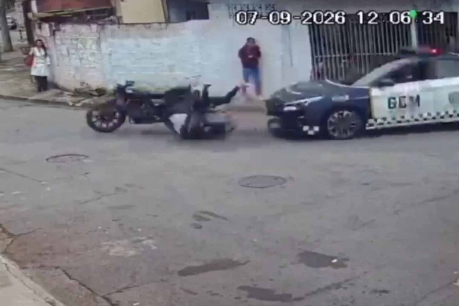 Adolescente Morre Após Ser Atingido Por Viatura Da Gcm Durante Perseguição A Moto Roubada; Veja Vídeo