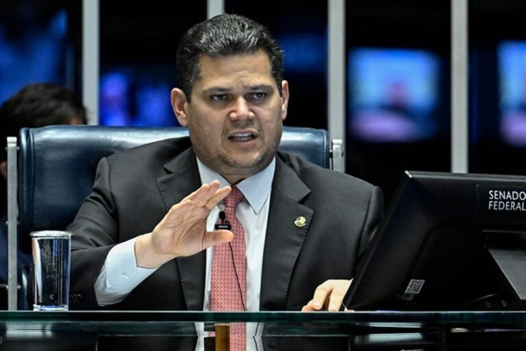 Mensagens Apontam Relação De Proximidade Entre Alcolumbre E Vorcaro