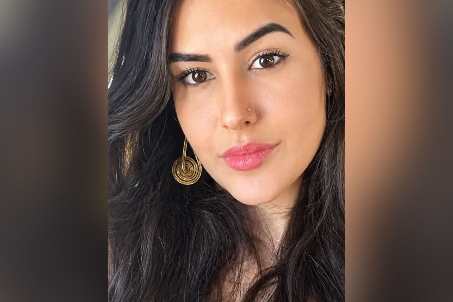 Brasileira é encontrada morta em quarto de hotel na Europa, e caso passa a ser investigado pela PF após falta de laudo Brasileira É Encontrada Morta Em Quarto De Hotel Na Europa, E Caso Passa A Ser Investigado Pela Pf Após Falta De Laudo