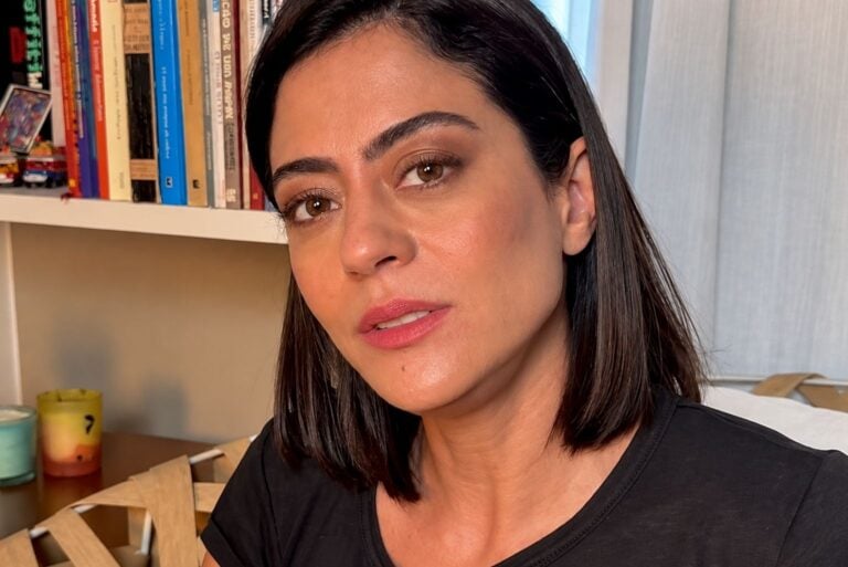 Carol Castro Surge Com Novo Namorado E Casal Rouba A Cena Em Área Vip De Show