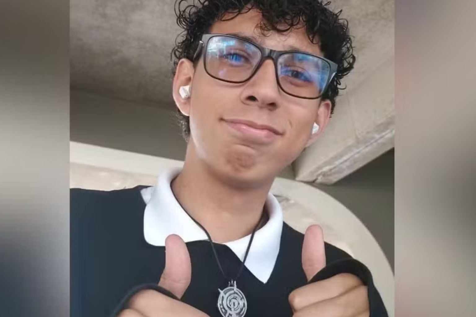 Jovem é morto a caminho da escola ao defender colega de assalto no RJ Jovem É Morto A Caminho Da Escola Ao Defender Colega De Assalto No Rj