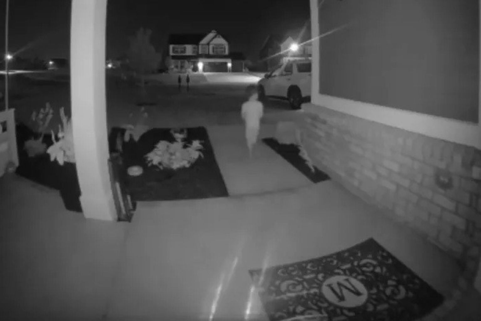 Mãe Olha Câmeras E Descobre O Que Filho De 3 Anos Fez Enquanto Ela Dormia: &Quot;Puro Horror&Quot;