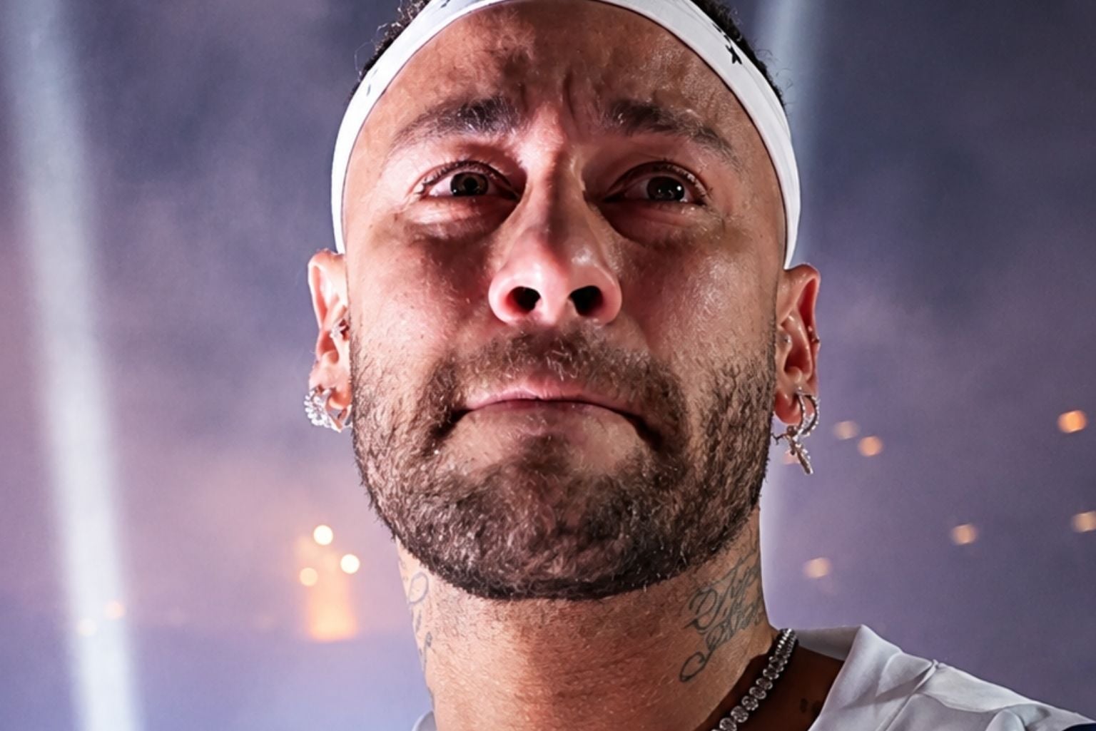 Sensitiva afirma que Neymar pode ser vítima de “amarração” e faz alerta ao jogador Sensitiva Afirma Que Neymar Pode Ser Vítima De “Amarração” E Faz Alerta Ao Jogador